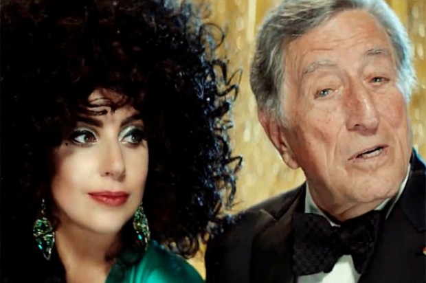 Леди Гага и Тони Беннет в рождественском видео H&M