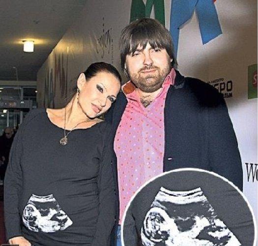 Эвелина Бледанс со своим супругом / paparazzi.ru
