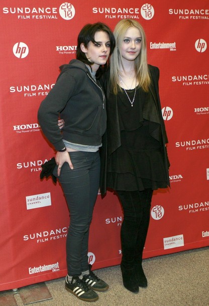 Кристен Стюарт (Kristen Stewart) и Дакота Фэннинг (Dakota Fanning)