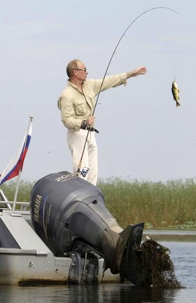 Владимир Путин на рыбалке на Волге